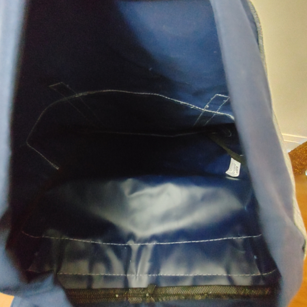 Toronto Blue Jays Backpack - Picture 6 of 6